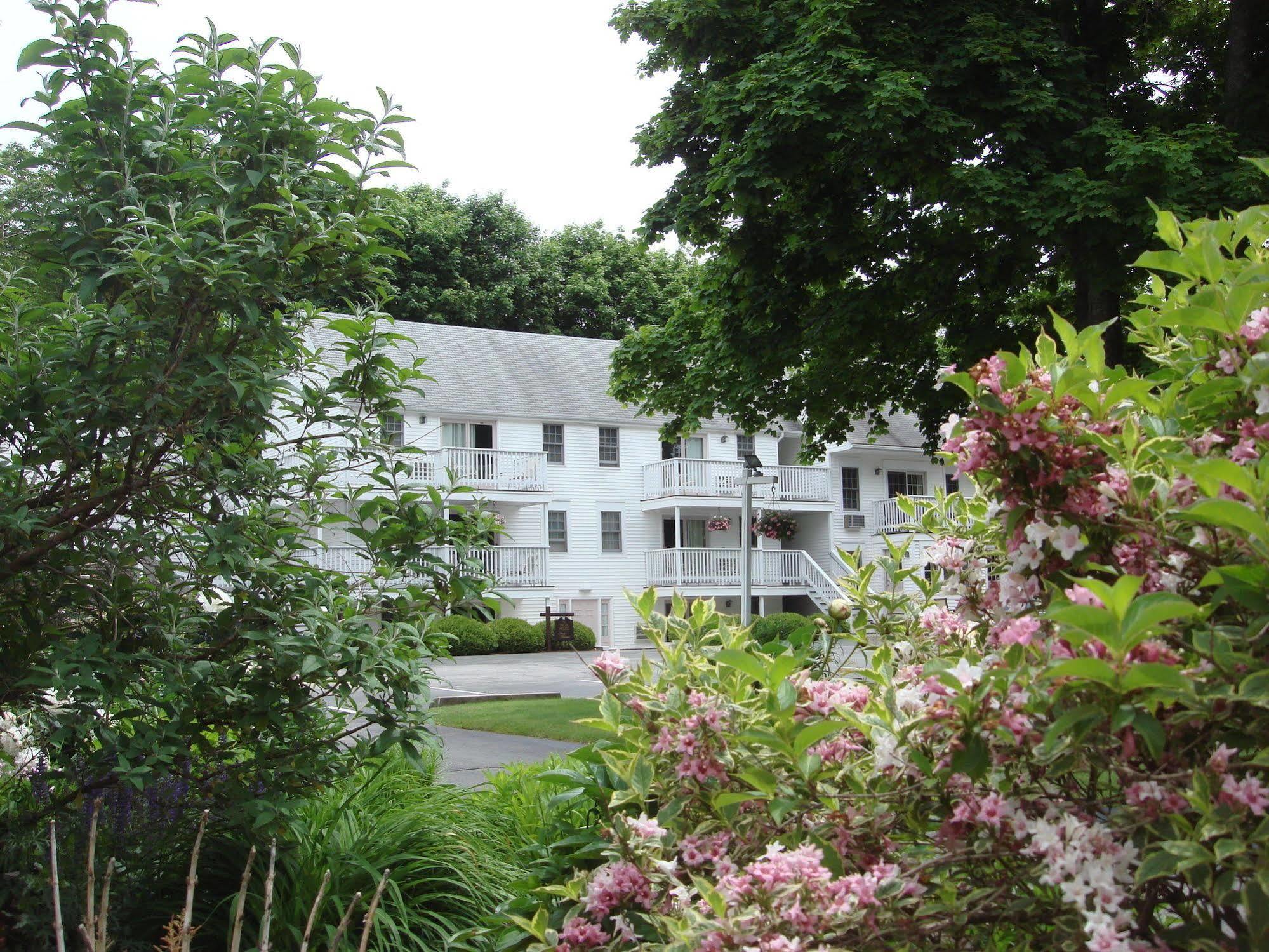 Pink Blossoms Resort Ogunquit Exterior photo