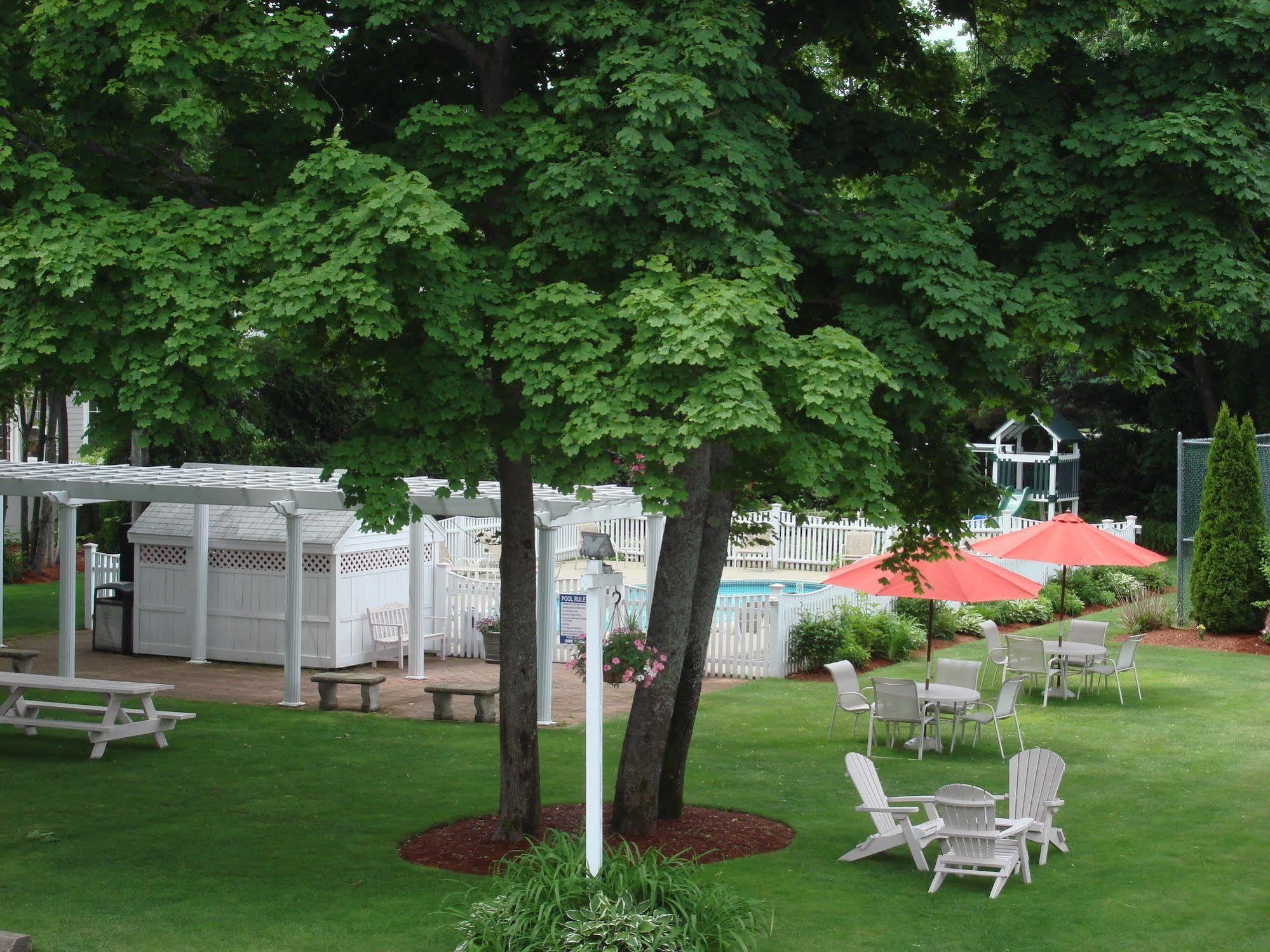 Pink Blossoms Resort Ogunquit Exterior photo